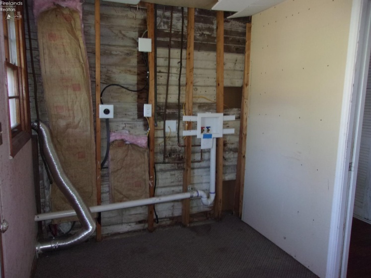 417 Race Street, Clyde, 43410, 3 Bedrooms Bedrooms, ,2 BathroomsBathrooms,Residential,For Sale,Race,20251704