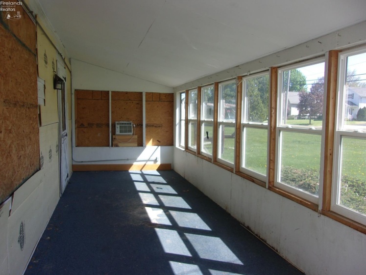 417 Race Street, Clyde, 43410, 3 Bedrooms Bedrooms, ,2 BathroomsBathrooms,Residential,For Sale,Race,20251704