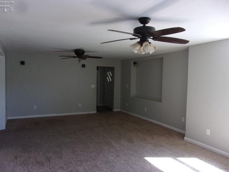 417 Race Street, Clyde, 43410, 3 Bedrooms Bedrooms, ,2 BathroomsBathrooms,Residential,For Sale,Race,20251704