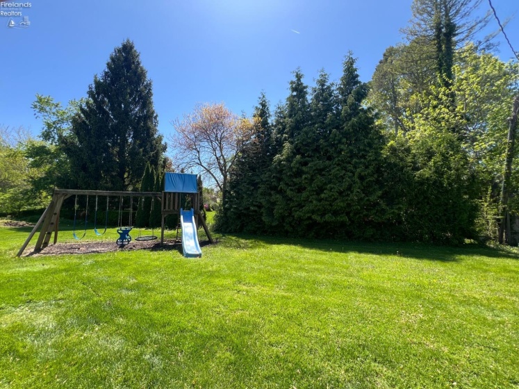 6 Breezewood Drive, Norwalk, 44857, 3 Bedrooms Bedrooms, ,2 BathroomsBathrooms,Residential,For Sale,Breezewood,20251643