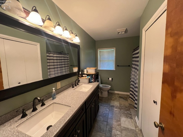 6 Breezewood Drive, Norwalk, 44857, 3 Bedrooms Bedrooms, ,2 BathroomsBathrooms,Residential,For Sale,Breezewood,20251643