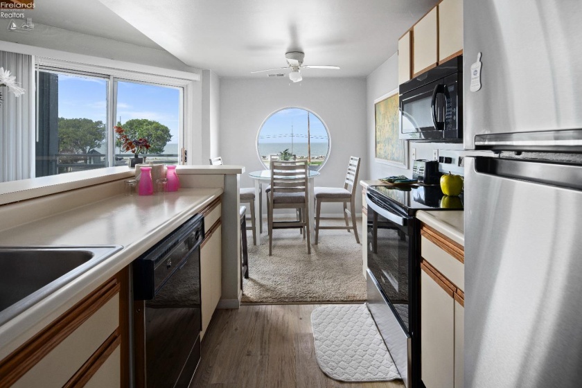 264 Clinton Reef Drive, Port Clinton, 43452, 1 Bedroom Bedrooms, ,1 BathroomBathrooms,Residential,For Sale,Clinton Reef,20251654