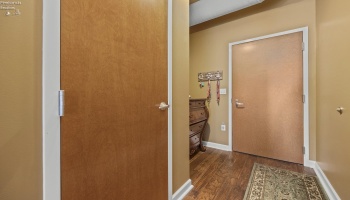401 Shoreline Drive, Sandusky, 44870, 3 Bedrooms Bedrooms, ,3 BathroomsBathrooms,Residential,For Sale,Shoreline,20251666