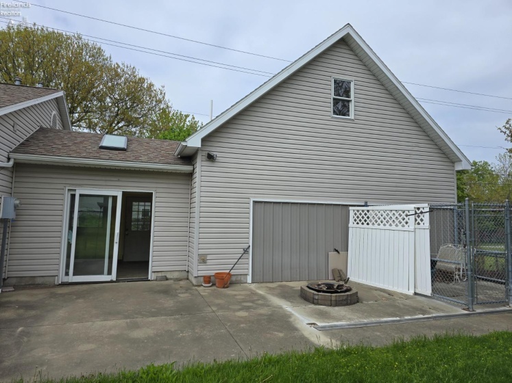 715 Cherry Avenue, Lakeside, 43440, 3 Bedrooms Bedrooms, ,3 BathroomsBathrooms,Residential,For Sale,Cherry,20251684