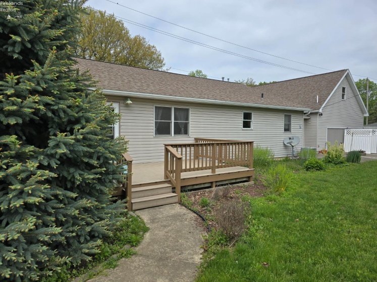 715 Cherry Avenue, Lakeside, 43440, 3 Bedrooms Bedrooms, ,3 BathroomsBathrooms,Residential,For Sale,Cherry,20251684