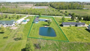 3800 Lakeshore Drive, Port Clinton, 43452, 3 Bedrooms Bedrooms, ,1 BathroomBathrooms,Residential,For Sale,Lakeshore,20251714