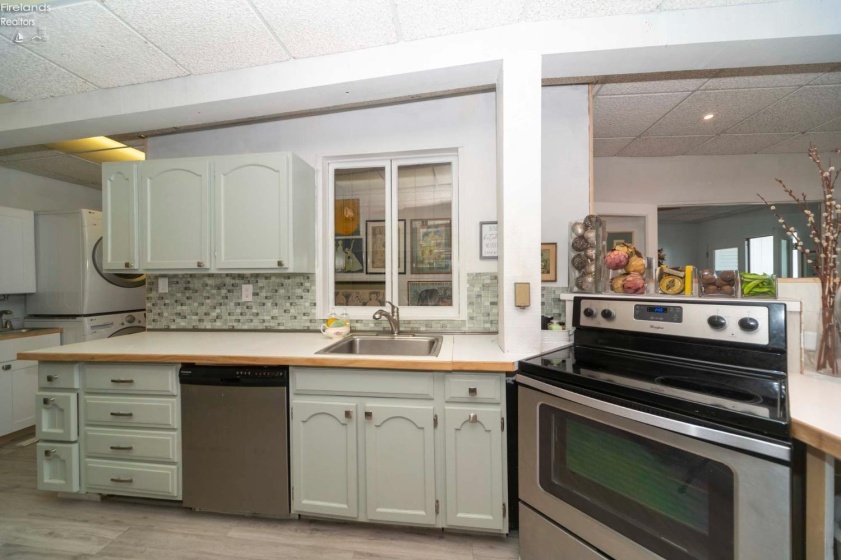 1029 Cove Park Boulevard, Sandusky, 44870, 3 Bedrooms Bedrooms, ,3 BathroomsBathrooms,Residential,For Sale,Cove Park,20251663