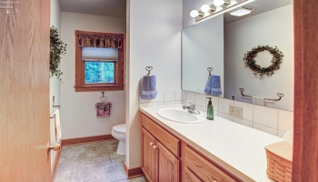 914 Wood Glen Court, Norwalk, 44857, 4 Bedrooms Bedrooms, ,4 BathroomsBathrooms,Residential,For Sale,Wood Glen,20251750 914 Wood Glen Court, Norwalk, 44857, 4 Bedrooms Bedrooms, ,4 BathroomsBathrooms,Residential,For Sale,Wood Glen,20251750