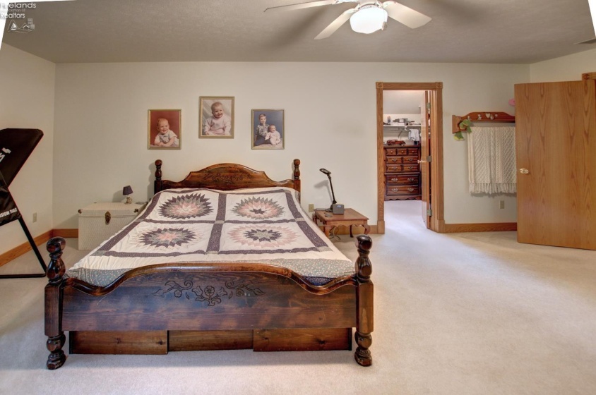 914 Wood Glen Court, Norwalk, 44857, 4 Bedrooms Bedrooms, ,4 BathroomsBathrooms,Residential,For Sale,Wood Glen,20251750