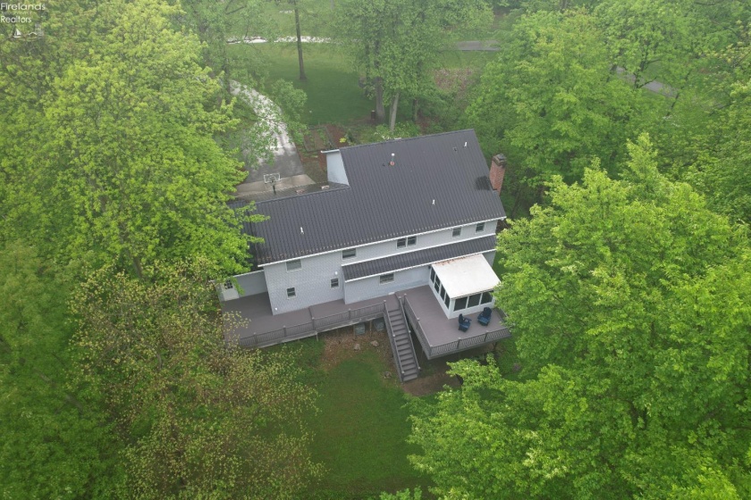 914 Wood Glen Court, Norwalk, 44857, 4 Bedrooms Bedrooms, ,4 BathroomsBathrooms,Residential,For Sale,Wood Glen,20251750
