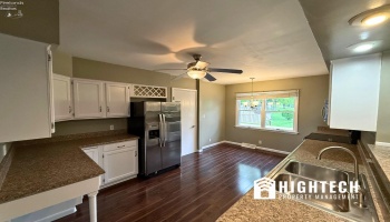 1514 Edwards Drive, Fremont, 43420, 3 Bedrooms Bedrooms, ,2 BathroomsBathrooms,Residential,For Sale,Edwards,20251775 1514 Edwards Drive, Fremont, 43420, 3 Bedrooms Bedrooms, ,2 BathroomsBathrooms,Residential,For Sale,Edwards,20251775
