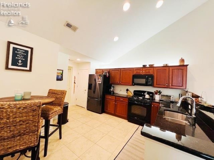 2780 Canterbury Lane, Port Clinton, 43452, 2 Bedrooms Bedrooms, ,2 BathroomsBathrooms,Residential,For Sale,Canterbury,20251779