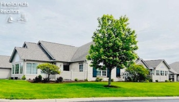 2780 Canterbury Lane, Port Clinton, 43452, 2 Bedrooms Bedrooms, ,2 BathroomsBathrooms,Residential,For Sale,Canterbury,20251779
