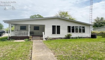 630 Fostoria Road, Port Clinton, 43452, 2 Bedrooms Bedrooms, ,2 BathroomsBathrooms,Residential,For Sale,Fostoria,20251737