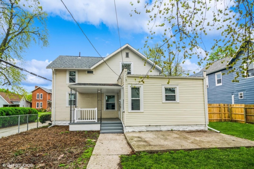 509 College Avenue, Fostoria, 44830, 3 Bedrooms Bedrooms, ,2 BathroomsBathrooms,Residential,For Sale,College,20251773