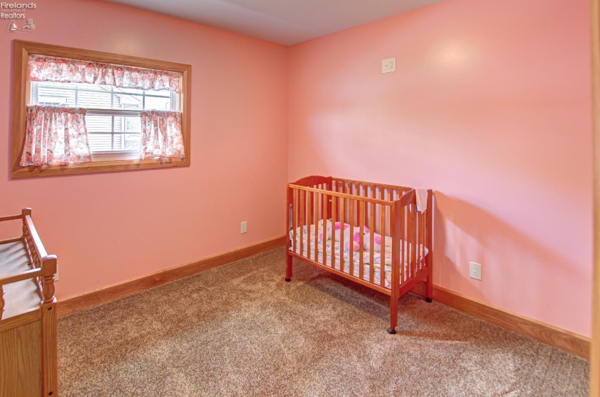 5475 Mabel Drive, Port Clinton, 43452, 7 Bedrooms Bedrooms, ,5 BathroomsBathrooms,Residential,For Sale,Mabel,20251778