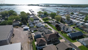 5475 Mabel Drive, Port Clinton, 43452, 7 Bedrooms Bedrooms, ,5 BathroomsBathrooms,Residential,For Sale,Mabel,20251778
