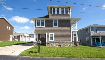 5475 Mabel Drive, Port Clinton, 43452, 7 Bedrooms Bedrooms, ,5 BathroomsBathrooms,Residential,For Sale,Mabel,20251778