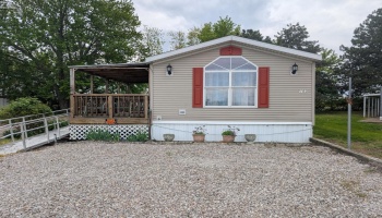 2614 Tiffin Avenue, Sandusky, 44870, 2 Bedrooms Bedrooms, ,2 BathroomsBathrooms,Residential,For Sale,Tiffin,20251741