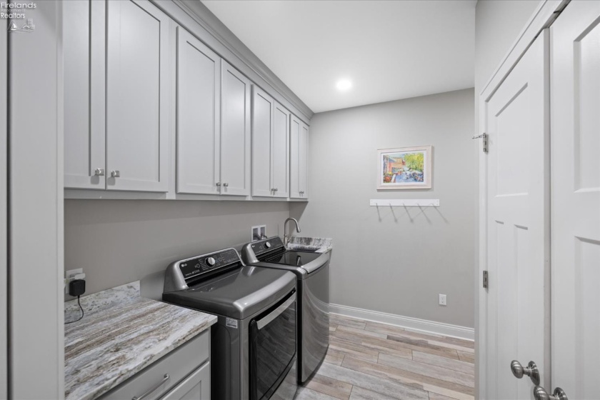 910 3rd Street, Lakeside, 43440, 5 Bedrooms Bedrooms, ,5 BathroomsBathrooms,Residential,For Sale,3rd,20251783