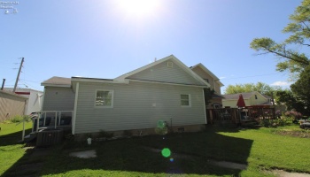 414 Short Street, Port Clinton, 43452, 2 Bedrooms Bedrooms, ,1 BathroomBathrooms,Residential,For Sale,Short,20251788