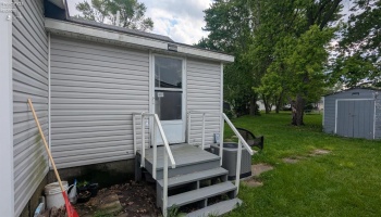 414 Short Street, Port Clinton, 43452, 2 Bedrooms Bedrooms, ,1 BathroomBathrooms,Residential,For Sale,Short,20251788
