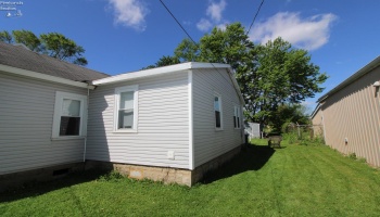 414 Short Street, Port Clinton, 43452, 2 Bedrooms Bedrooms, ,1 BathroomBathrooms,Residential,For Sale,Short,20251788