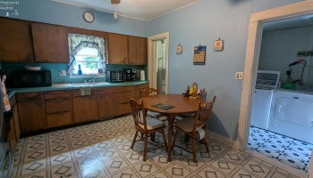 414 Short Street, Port Clinton, 43452, 2 Bedrooms Bedrooms, ,1 BathroomBathrooms,Residential,For Sale,Short,20251788