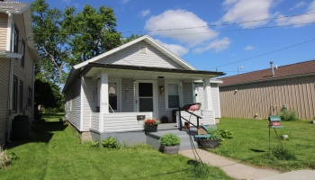 414 Short Street, Port Clinton, 43452, 2 Bedrooms Bedrooms, ,1 BathroomBathrooms,Residential,For Sale,Short,20251788