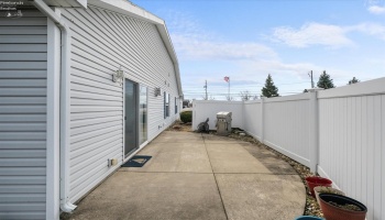 7 Schooner Point Drive, Port Clinton, 43452, 3 Bedrooms Bedrooms, ,2 BathroomsBathrooms,Residential,For Sale,Schooner Point,20251791