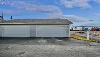 7 Schooner Point Drive, Port Clinton, 43452, 3 Bedrooms Bedrooms, ,2 BathroomsBathrooms,Residential,For Sale,Schooner Point,20251791