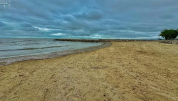 7 Schooner Point Drive, Port Clinton, 43452, 3 Bedrooms Bedrooms, ,2 BathroomsBathrooms,Residential,For Sale,Schooner Point,20251791