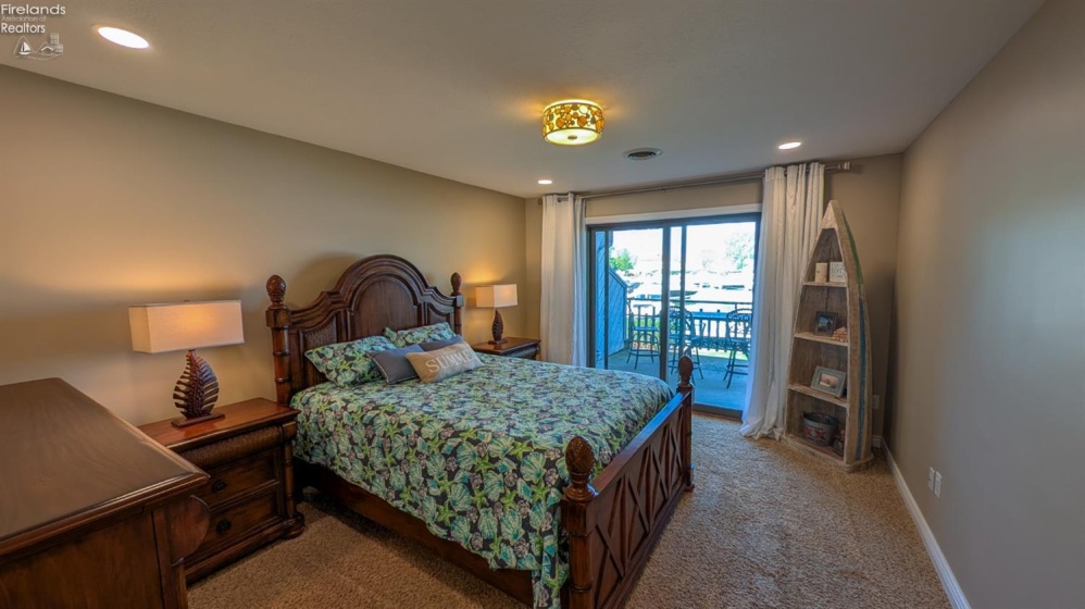 3088 Marina View Drive, Port Clinton, 43452, 2 Bedrooms Bedrooms, ,2 BathroomsBathrooms,Residential,For Sale,Marina View,20251774
