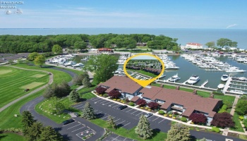 3088 Marina View Drive, Port Clinton, 43452, 2 Bedrooms Bedrooms, ,2 BathroomsBathrooms,Residential,For Sale,Marina View,20251774