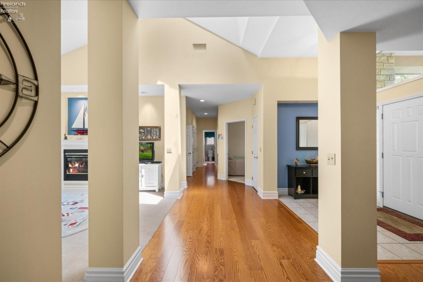 3535 High Point Lane, Port Clinton, 43452, 3 Bedrooms Bedrooms, ,3 BathroomsBathrooms,Residential,For Sale,High Point,20251604