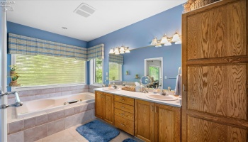 3535 High Point Lane, Port Clinton, 43452, 3 Bedrooms Bedrooms, ,3 BathroomsBathrooms,Residential,For Sale,High Point,20251604