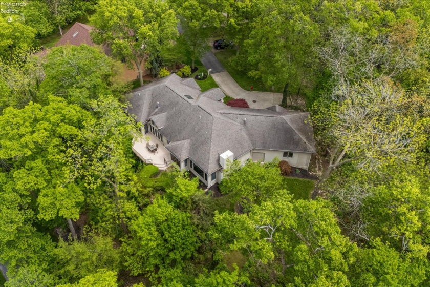 3535 High Point Lane, Port Clinton, 43452, 3 Bedrooms Bedrooms, ,3 BathroomsBathrooms,Residential,For Sale,High Point,20251604