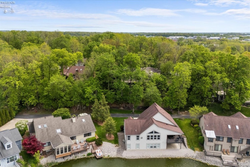 3535 High Point Lane, Port Clinton, 43452, 3 Bedrooms Bedrooms, ,3 BathroomsBathrooms,Residential,For Sale,High Point,20251604