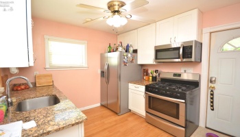 765 Riverside, Vermilion, 44089, 2 Bedrooms Bedrooms, ,1 BathroomBathrooms,Residential,For Sale,Riverside,20251804