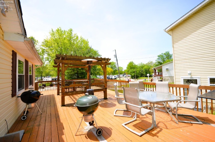 765 Riverside, Vermilion, 44089, 2 Bedrooms Bedrooms, ,1 BathroomBathrooms,Residential,For Sale,Riverside,20251804