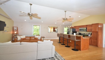 765 Riverside, Vermilion, 44089, 2 Bedrooms Bedrooms, ,1 BathroomBathrooms,Residential,For Sale,Riverside,20251804