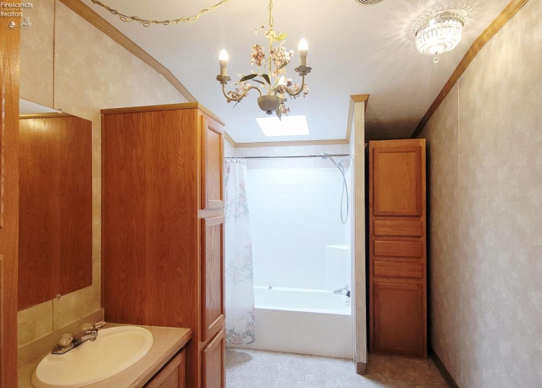 164 Morningside Drive, Port Clinton, 43452, 2 Bedrooms Bedrooms, ,2 BathroomsBathrooms,Residential,For Sale,Morningside,20251810