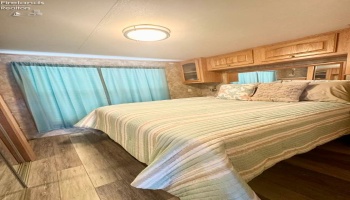 1805 Lakeshore Drive, Port Clinton, 43452, 3 Bedrooms Bedrooms, ,1 BathroomBathrooms,Residential,For Sale,Lakeshore,20251815