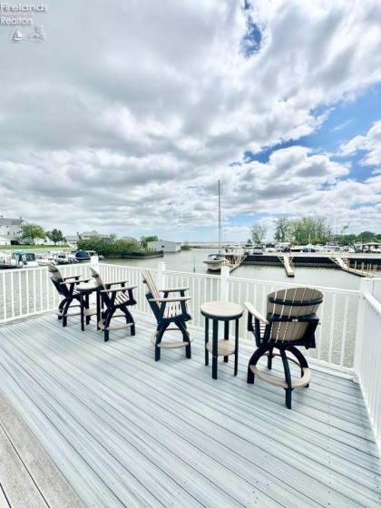 1805 Lakeshore Drive, Port Clinton, 43452, 3 Bedrooms Bedrooms, ,1 BathroomBathrooms,Residential,For Sale,Lakeshore,20251815