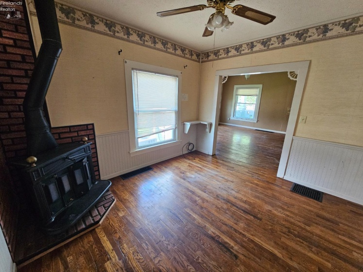 202 Duane Street, Clyde, 43410, 3 Bedrooms Bedrooms, ,1 BathroomBathrooms,Residential,For Sale,Duane,20251797