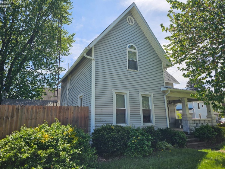 202 Duane Street, Clyde, 43410, 3 Bedrooms Bedrooms, ,1 BathroomBathrooms,Residential,For Sale,Duane,20251797