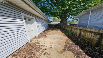 202 Duane Street, Clyde, 43410, 3 Bedrooms Bedrooms, ,1 BathroomBathrooms,Residential,For Sale,Duane,20251797 202 Duane Street, Clyde, 43410, 3 Bedrooms Bedrooms, ,1 BathroomBathrooms,Residential,For Sale,Duane,20251797