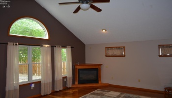 238 Main Street, New London, 44851, 4 Bedrooms Bedrooms, ,3 BathroomsBathrooms,Residential,For Sale,Main,20251819 238 Main Street, New London, 44851, 4 Bedrooms Bedrooms, ,3 BathroomsBathrooms,Residential,For Sale,Main,20251819