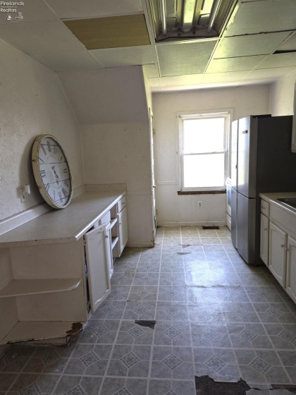 91 1st Avenue, Tiffin, 44883, 6 Bedrooms Bedrooms, ,2 BathroomsBathrooms,Residential,For Sale,1st,20251678