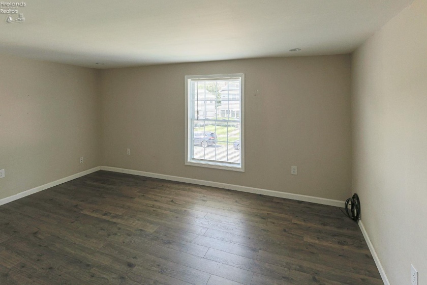 108 Spring Street, Willard, 44890, ,Multiple Units,For Sale,Spring,20251718